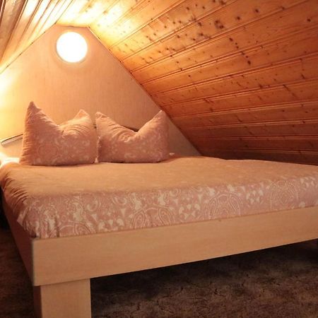 Ferienwohnung Bock Im Seenland Hoyerswerda Luaran gambar